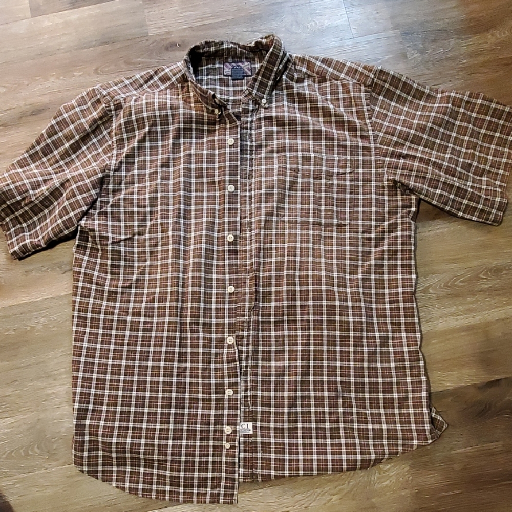 Shower sleeved button down